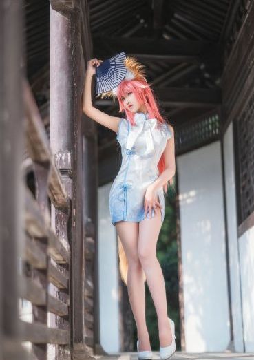 24岁尹律