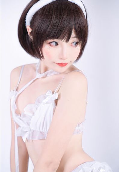 啊灬啊灬啊灬快灬深用力丝袜