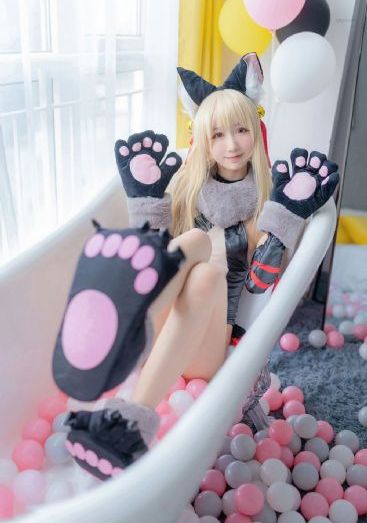 男生和女生打扑克免费
