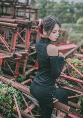 泌尿科女医生四中字